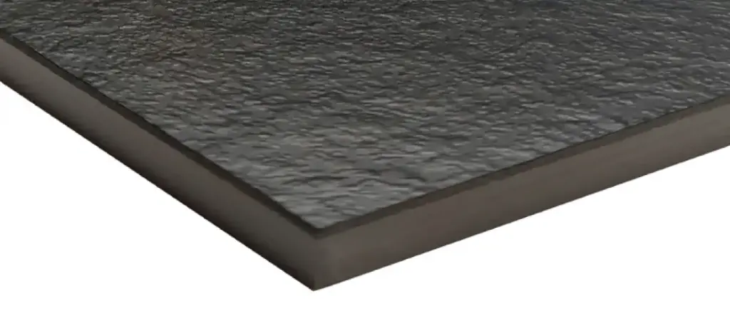 ENCIMERA EGGER COMPACTO NUCLEO NEGRO U999 ST76 NEGRO 4100x1300x12mm