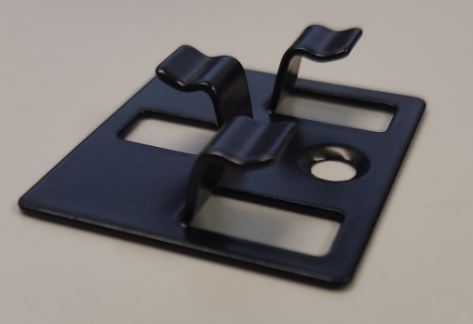 Grapa metálica + tornillo inox - Tarima Bambú 