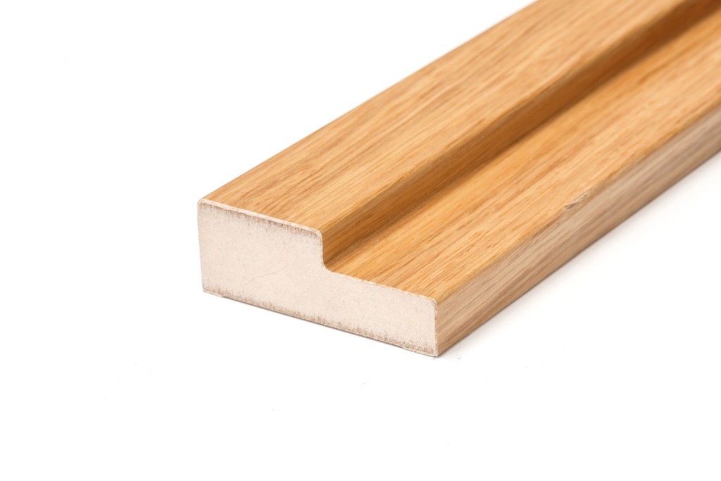 Batientes rechapados barnizados roble